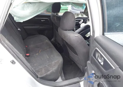 2015 Nissan Altima 2.5 S z USA, uszkodzony, nr VIN 1N4AL3AP4FC491825